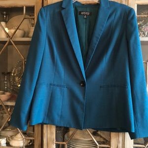 Beautifully tailored Kasper jacket size 16